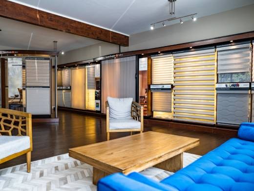 Blind & Shutter Gallery Showroom with Hunter Douglas window treatment sample displays near Nashville, Tennessee (TN)